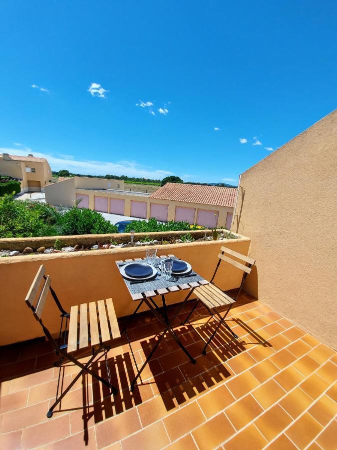 Coquet Studio Avec Belle Terrasse Apartamento La Londe-les-Maures Exterior foto